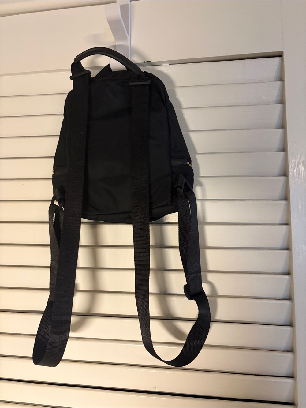 Lululemon mini backpack - Picture 2 of 2